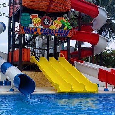 İyi bir fiyat. Su Parkı Çocuklar Yüzme Havuzu Ekipmanı Küçük Boyutlu Cam Elyaf Su Kaydırma çevrimiçi