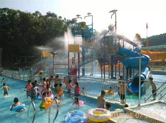 Aqua Park Oyun Alanı Su Kaydırağı Ailesi Fiberglas Büyük Sıçrama Kaydırağı Korozyon Önleyici