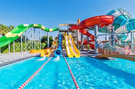Çocuklar için 12 mm Fiberglass Su Kaydırması Açık Hava Ticari Su Parkı Yüzme Havuzu Yolculukları