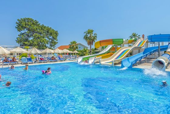 ODM Açık Hava Su Parkı Eğlence Oyun Gezileri Çocuklar için Fiberglass Su Kaydırma