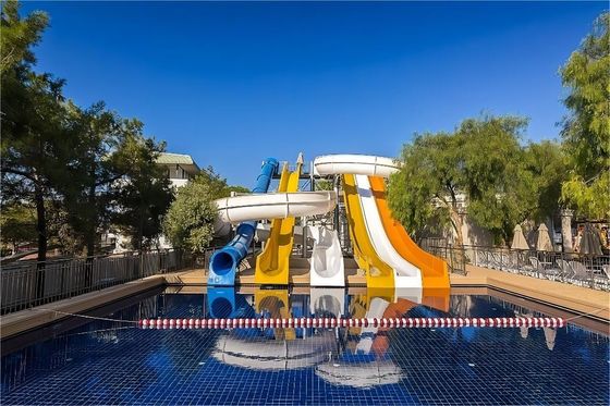 İyi bir fiyat. ODM Açık Hava Oyunları Oyun Tema Parkı Çocuklar İçin Fiberglass Su Kaydırma çevrimiçi