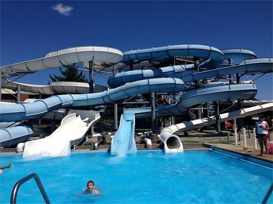İyi bir fiyat. OEM Açık Açık Ticari Su Parkı Oyun Alanı Oyunlar Çocuklar için Cam Lifi Kaydırma çevrimiçi