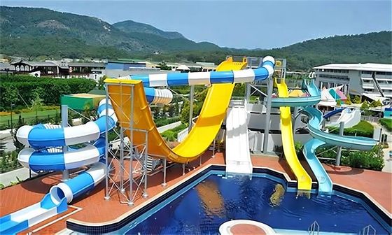 İyi bir fiyat. ODM Açık Hava Eğlence Su Parkı Oyun Alanı Ekipmanı Spiral Kaydırma çevrimiçi