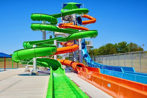 İyi bir fiyat. Açık Hava Su Parkı Eğlence Oyun Alanı Ekipmanı Yüzme Havuzu Oyuncaklar Fiberglass Slide çevrimiçi