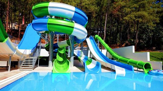 İyi bir fiyat. Eğlence Su Parkı Yetişkinler Su Oyunları Yüzme havuzu için özel cam lif kaydırma çevrimiçi