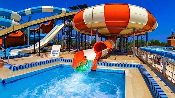 İyi bir fiyat. Su Parkı Yüzme Havuzu Cam Lifi Aqua Spiral Tube Slide çevrimiçi