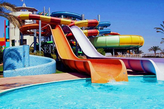 İyi bir fiyat. Açık Su Parkı Yetişkin Çocuk Oyunlar Spor Ekipmanı Çocuklar İçin Cam Elyaf Spiral Kaydırma çevrimiçi