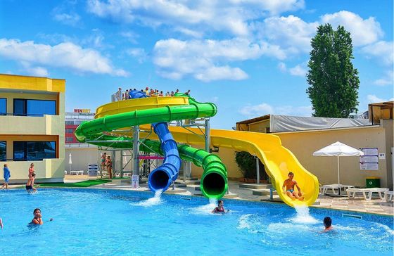 İyi bir fiyat. Su oyun alanı Sporlar Yüzme havuzu Ekipmanı Oyuncak Cam Fiber Tube Slide çevrimiçi