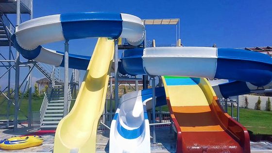 Açık Hava Oyunu Su Parkı Ekipmanı Oyun Alanı Çocuklar İçin Büyük Fiberglass Kaydırma