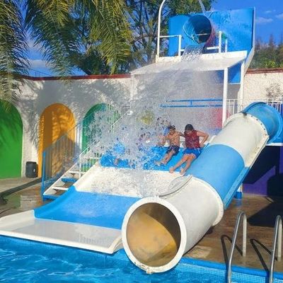 İyi bir fiyat. Su Eğlence Spray Park Tesisleri Çocuklar Yüzme Havuzu Cam Lifi Su Kaydırma çevrimiçi