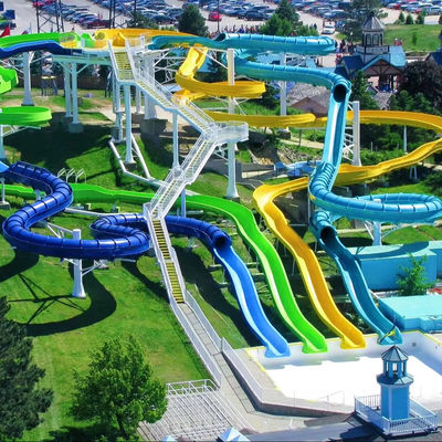 İyi bir fiyat. Customized Size 6-8mm Thickness Fiberglass Water Park Slide with Over 10 Years Service Life çevrimiçi