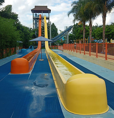 İyi bir fiyat. Customized Size 6-8mm Thickness Fiberglass Water Park Slide with Over 10 Years Service Life for Outdoor Use çevrimiçi
