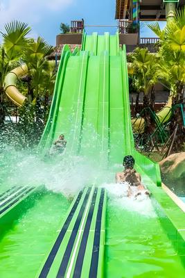 İyi bir fiyat. High-Speed Racing Rainbow Fiberglass Slide for Commercial Water Parks with 30-60 Days Delivery çevrimiçi